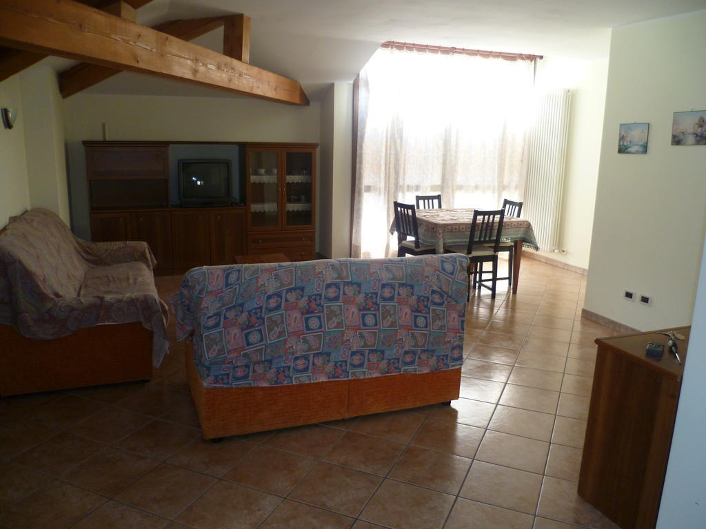 Casa Vacanza Ca Dei Logi 레비코온천 객실 사진